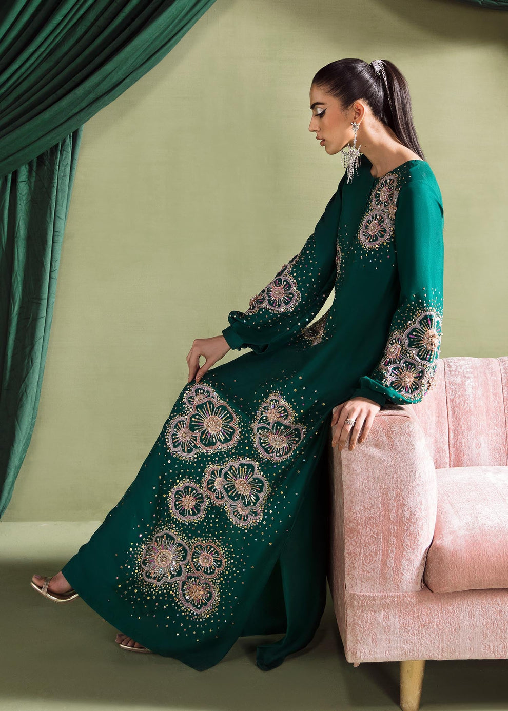 Kanwal Malik - Olivia Ayla's Atelier Kanwal Malik - Olivia Ayla's Atelier