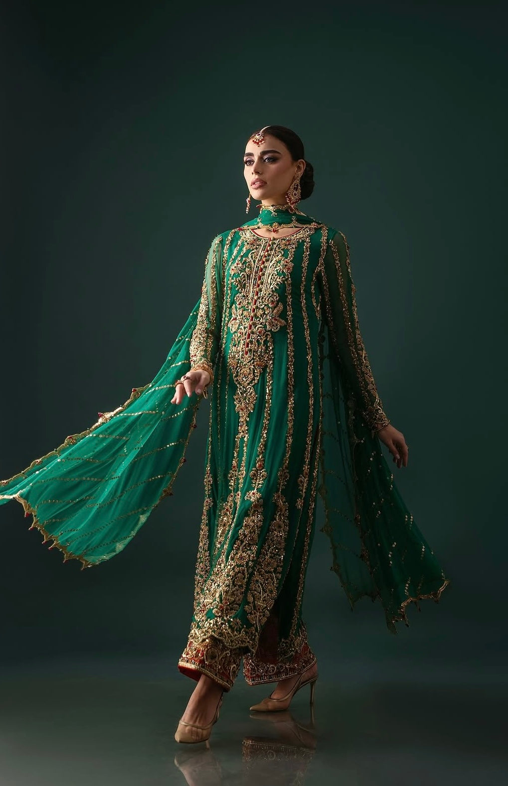 Nomi Ansari - Sadaf Kanwal Green ensemble Ayla's Atelier