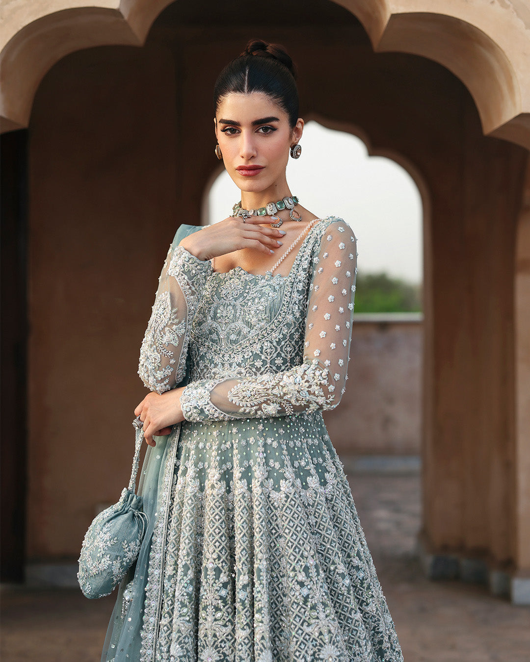 Faiza Saqlain - Dorien Eemie's Studio