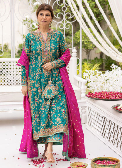 Farah Talib Aziz - AVISA EMERALD KURTA Ayla's Atelier