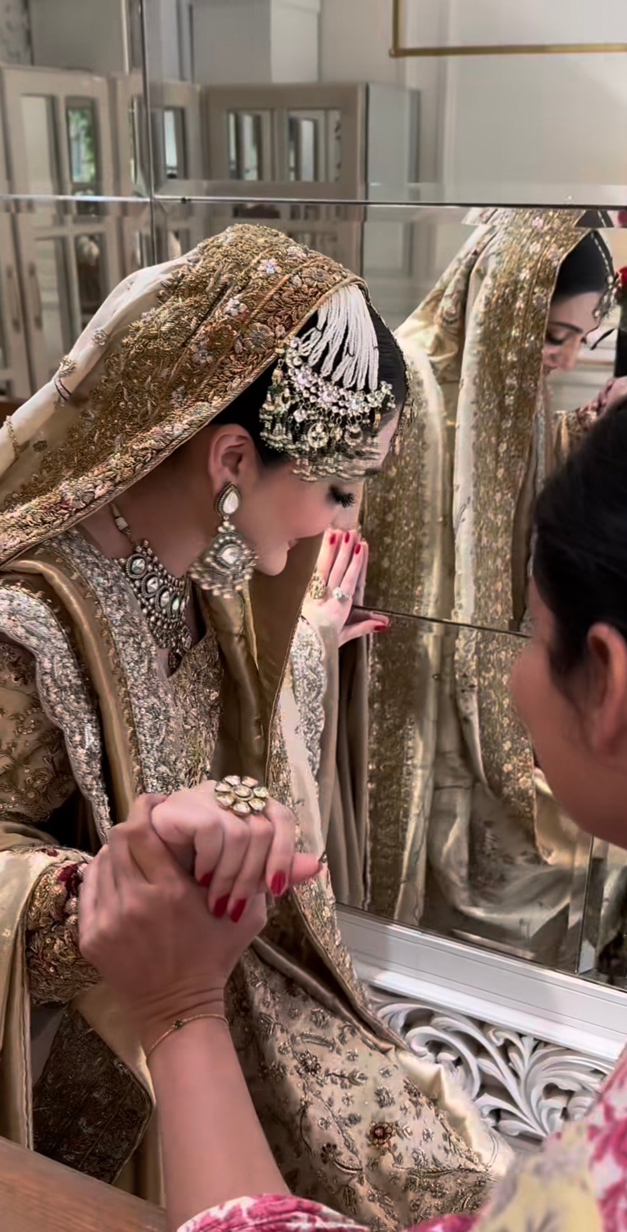 Haris Shakeel - Maharni Eemie's Studio