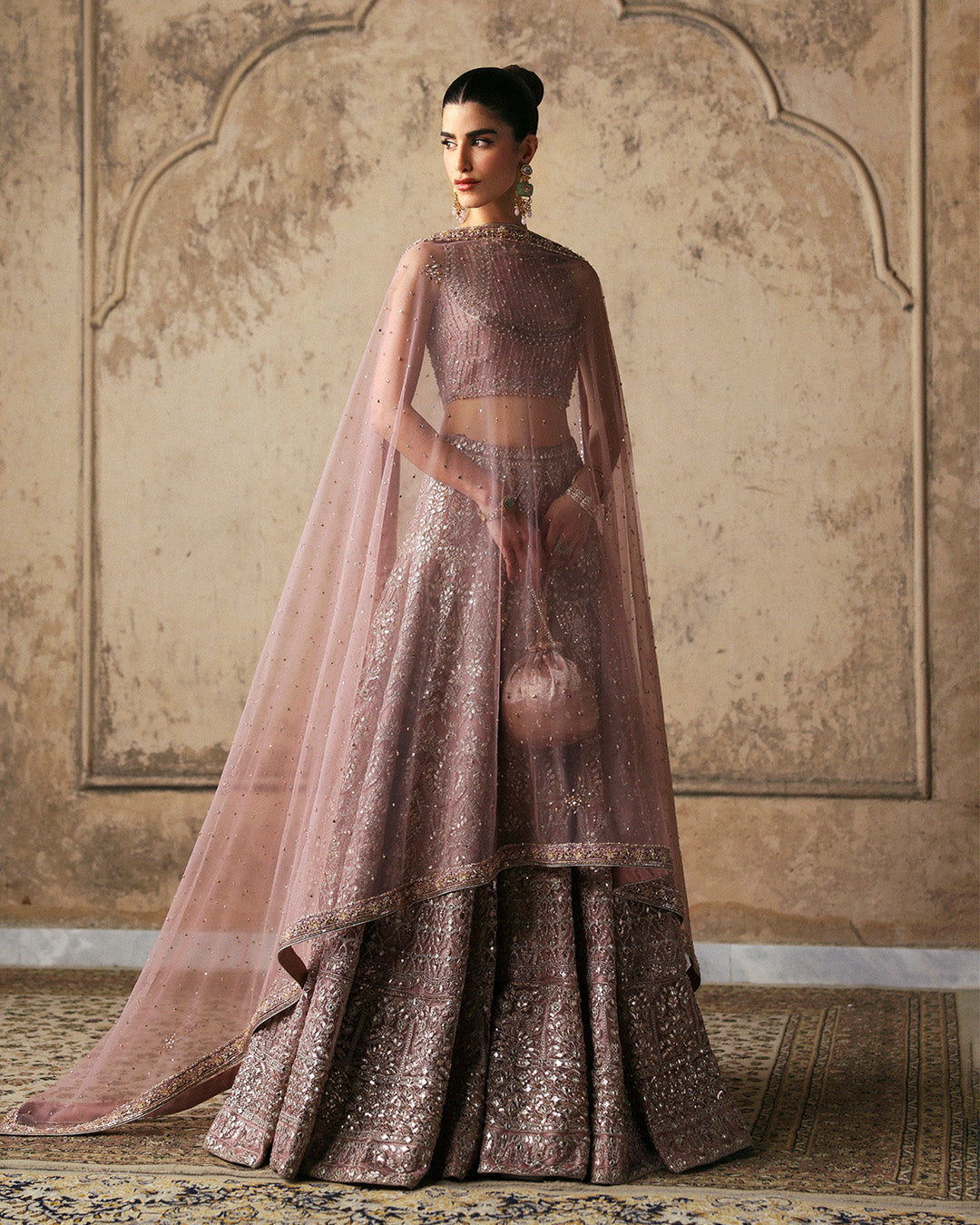 Faiza Saqlain - Prenia Eemie's Studio