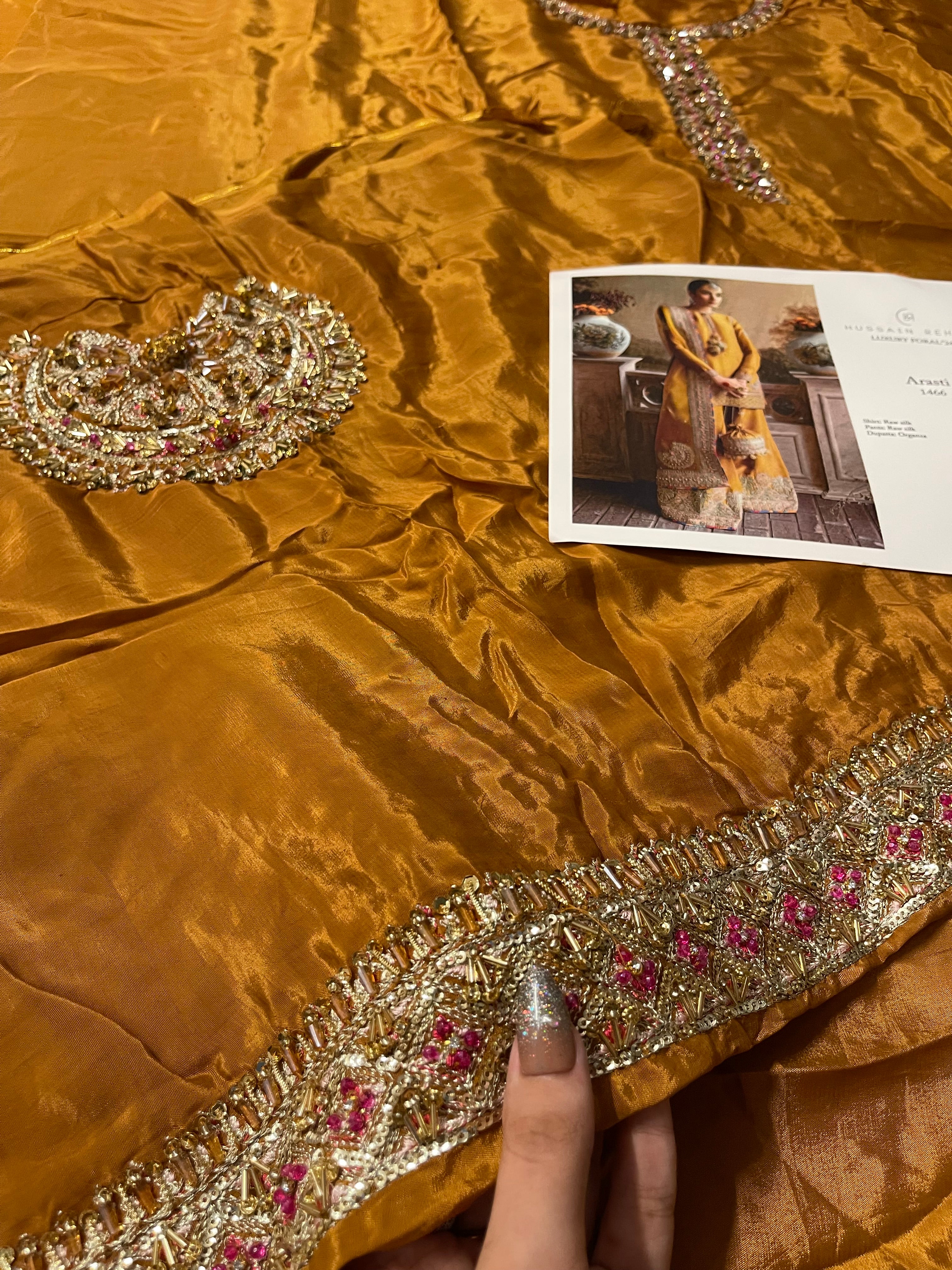Hussain Rehar - Arasti Eemie's Studio