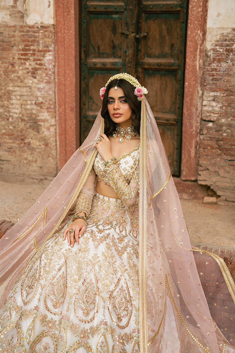 Mohsin Naveed Ranjha (MNR) - Kohinoor Ayla's Atelier
