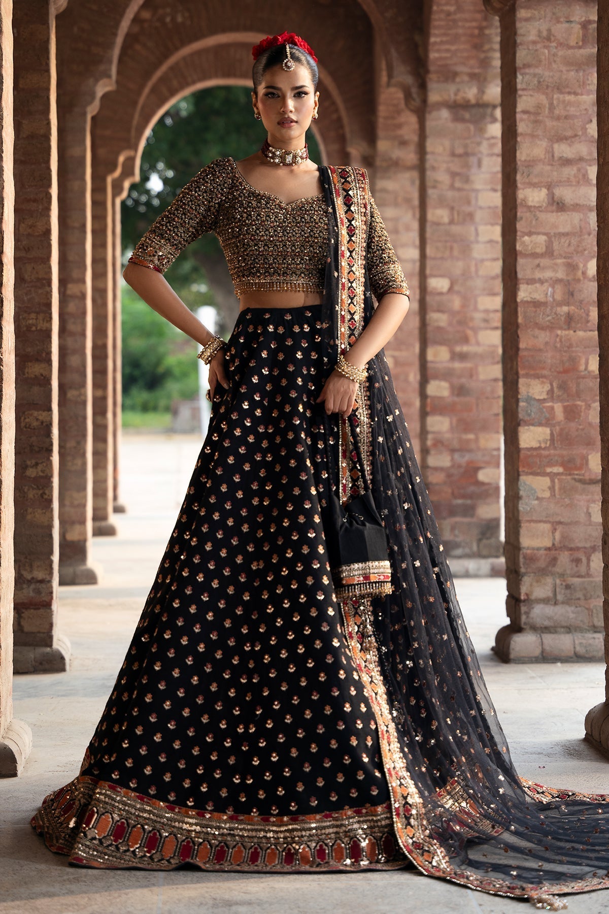 Mina Kashif - Fizza Ayla's Atelier