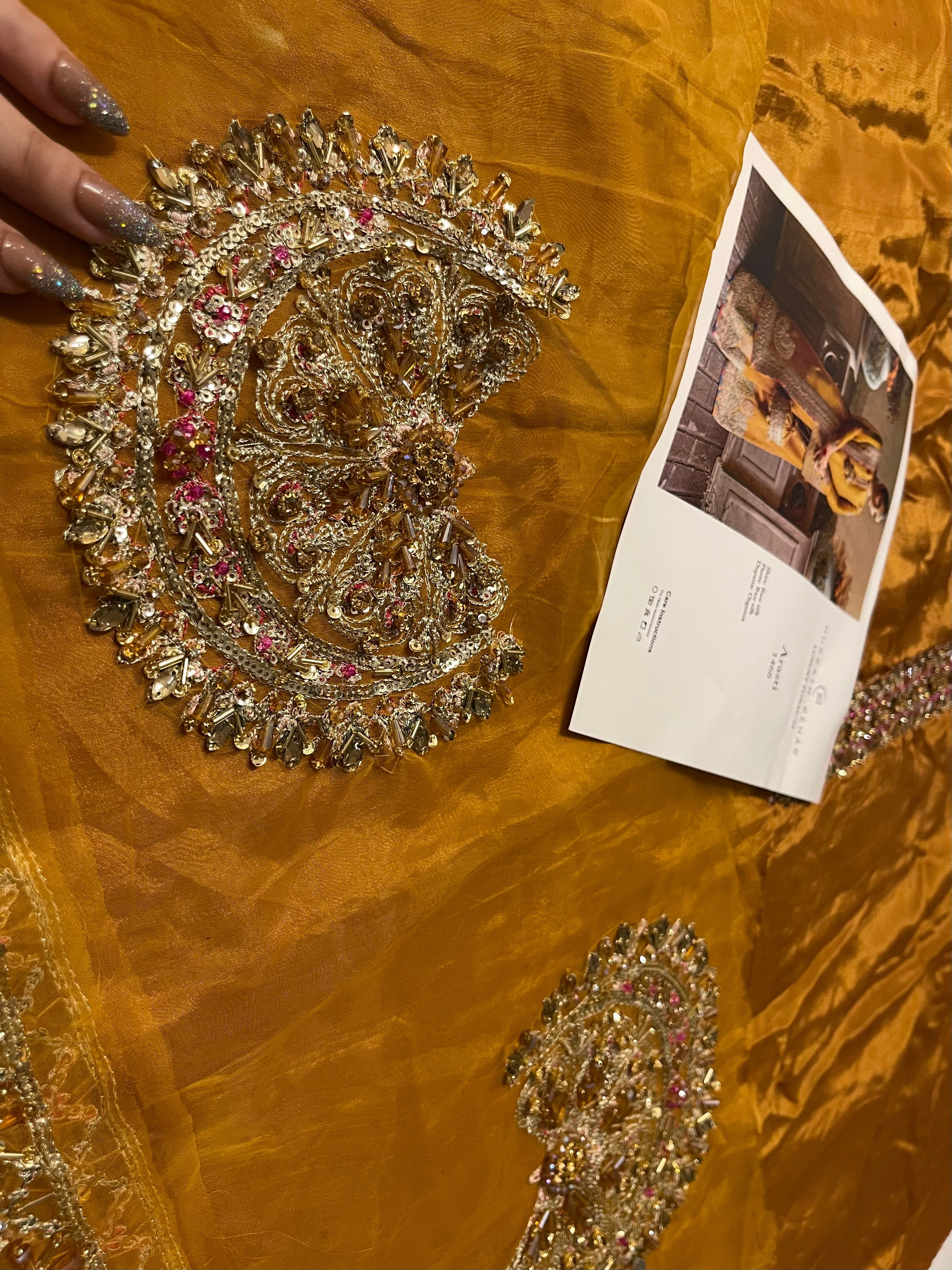 Hussain Rehar - Arasti Eemie's Studio