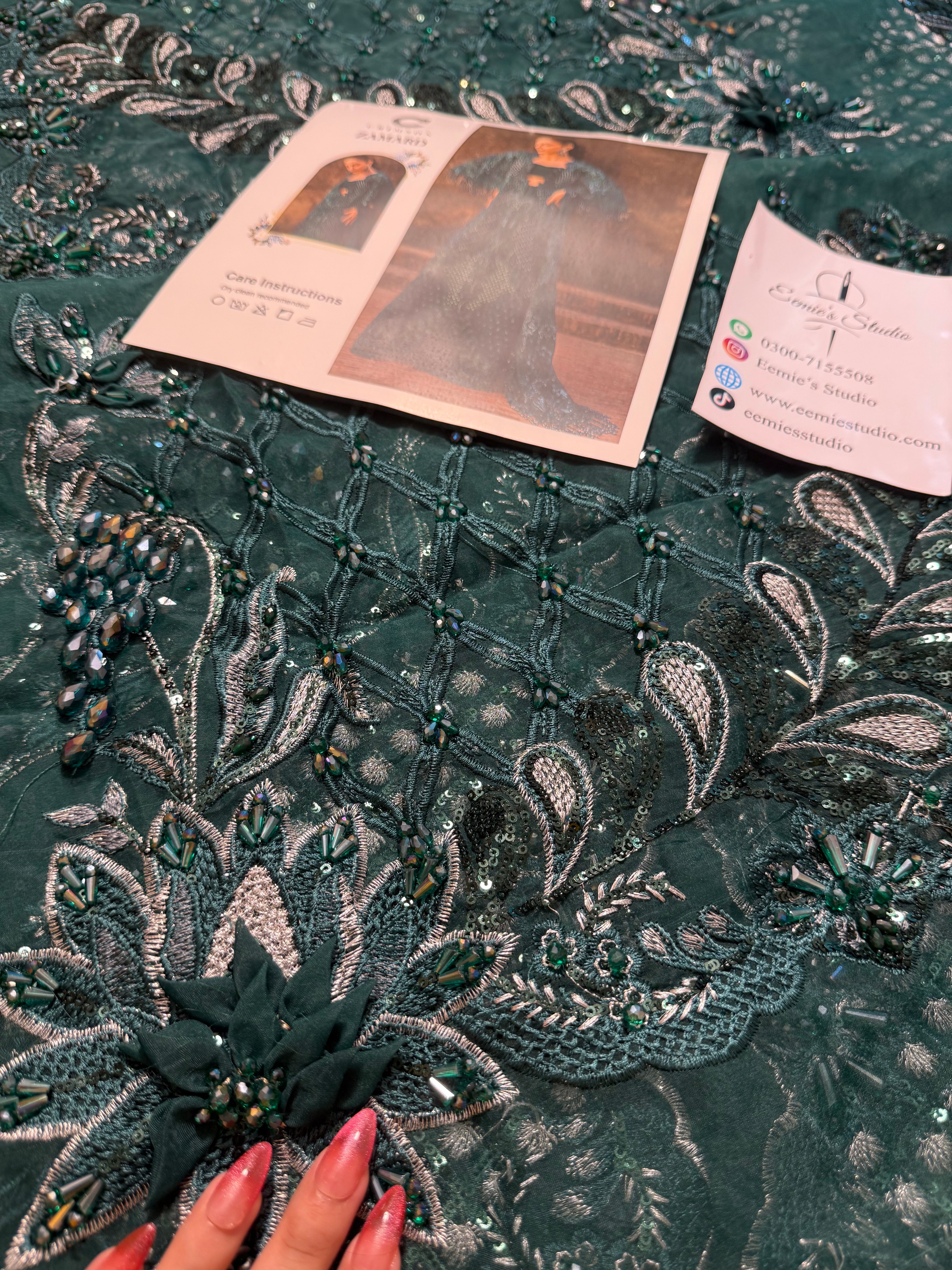 Crimson - Zamard Ayla's Atelier