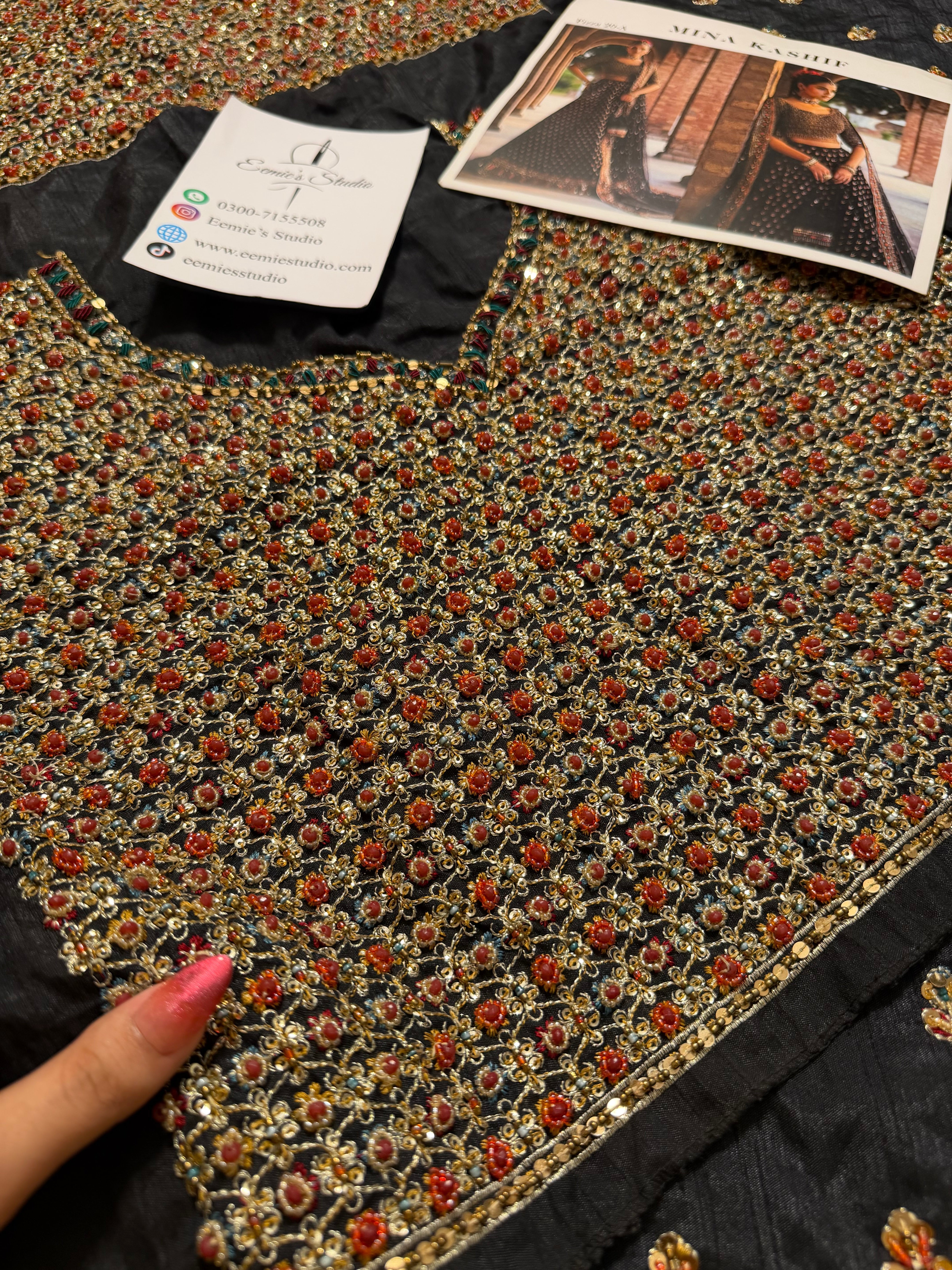 Mina Kashif - Fizza Ayla's Atelier
