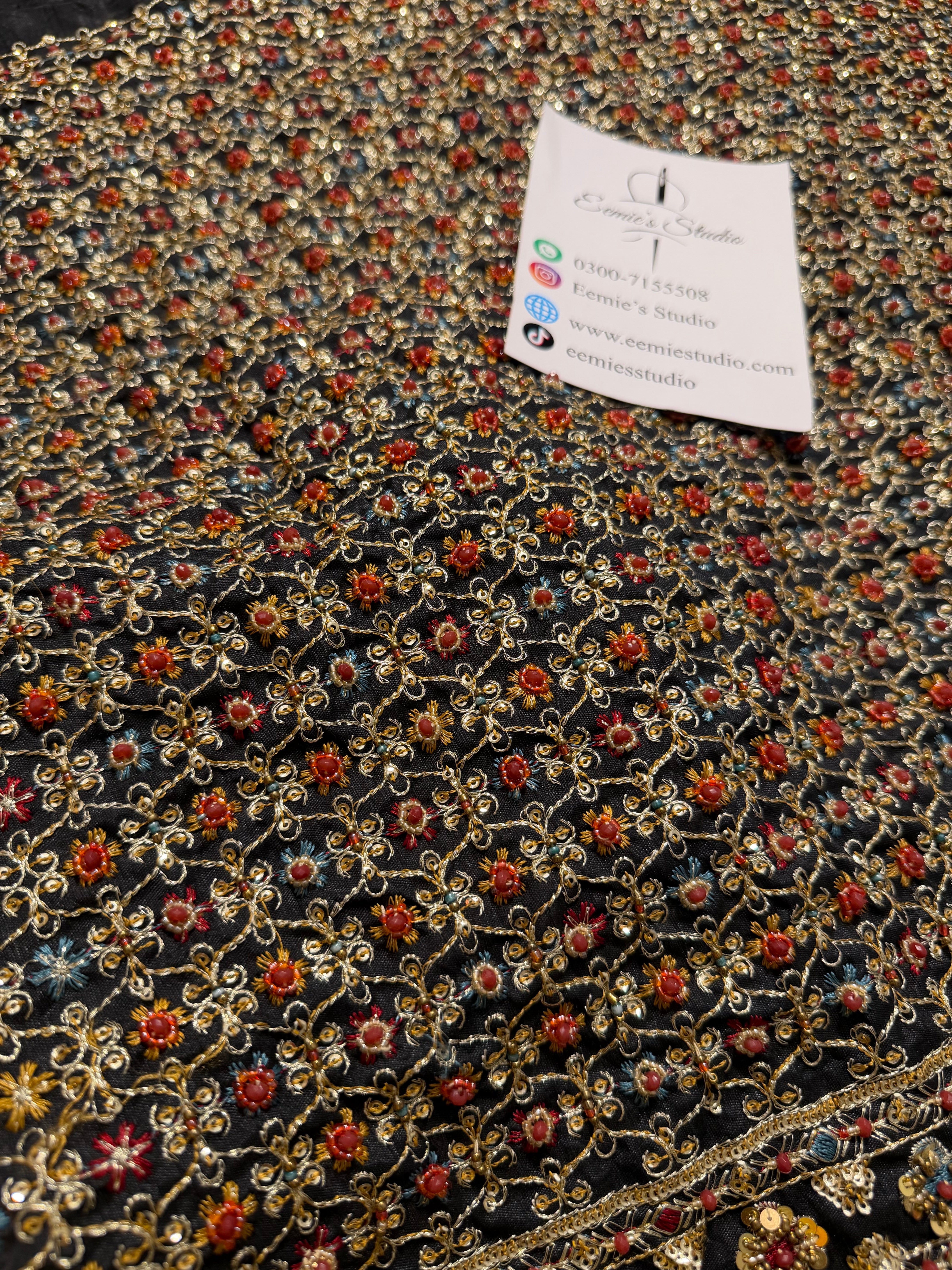 Mina Kashif - Fizza Ayla's Atelier