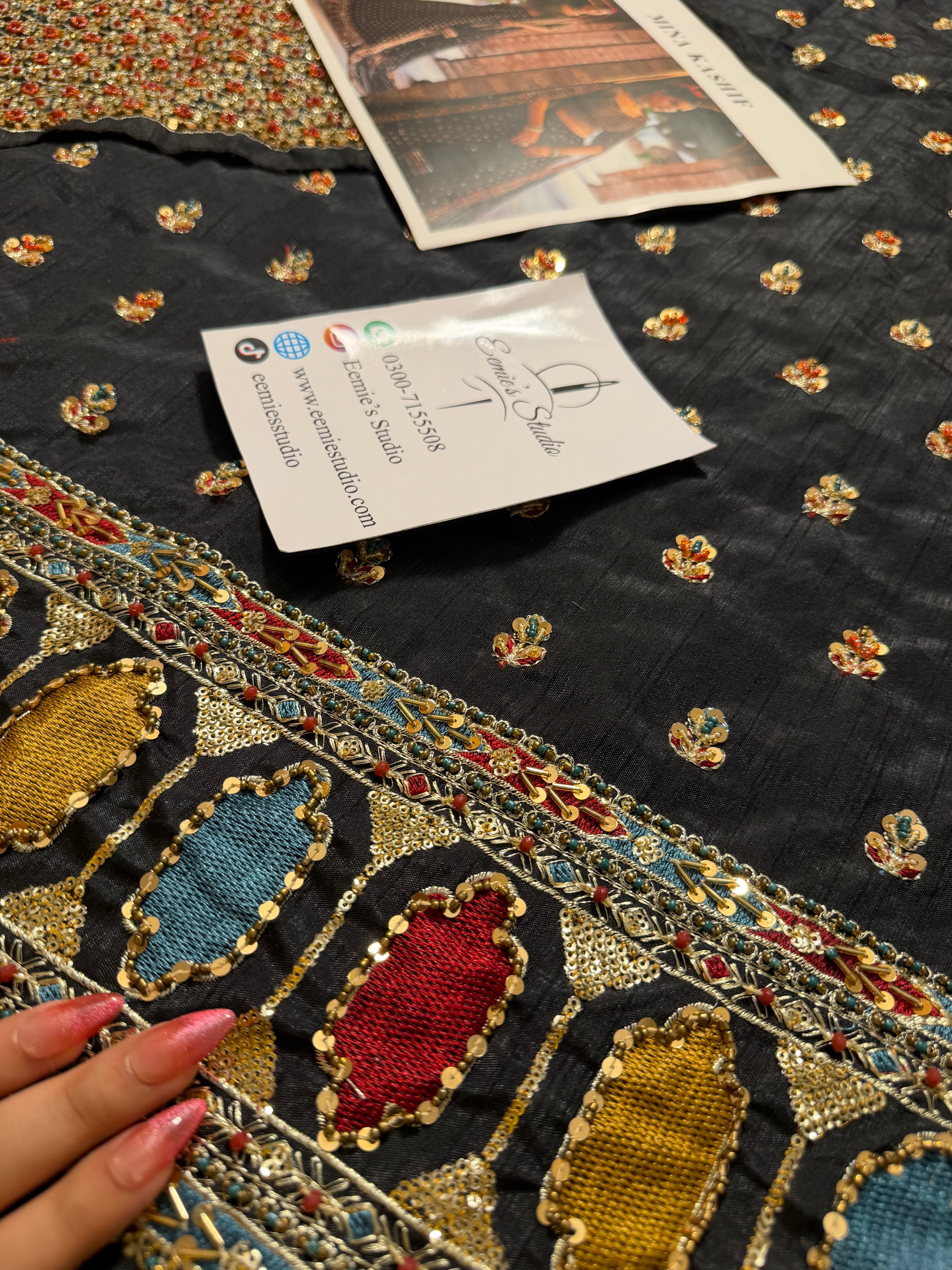 Mina Kashif - Fizza Ayla's Atelier