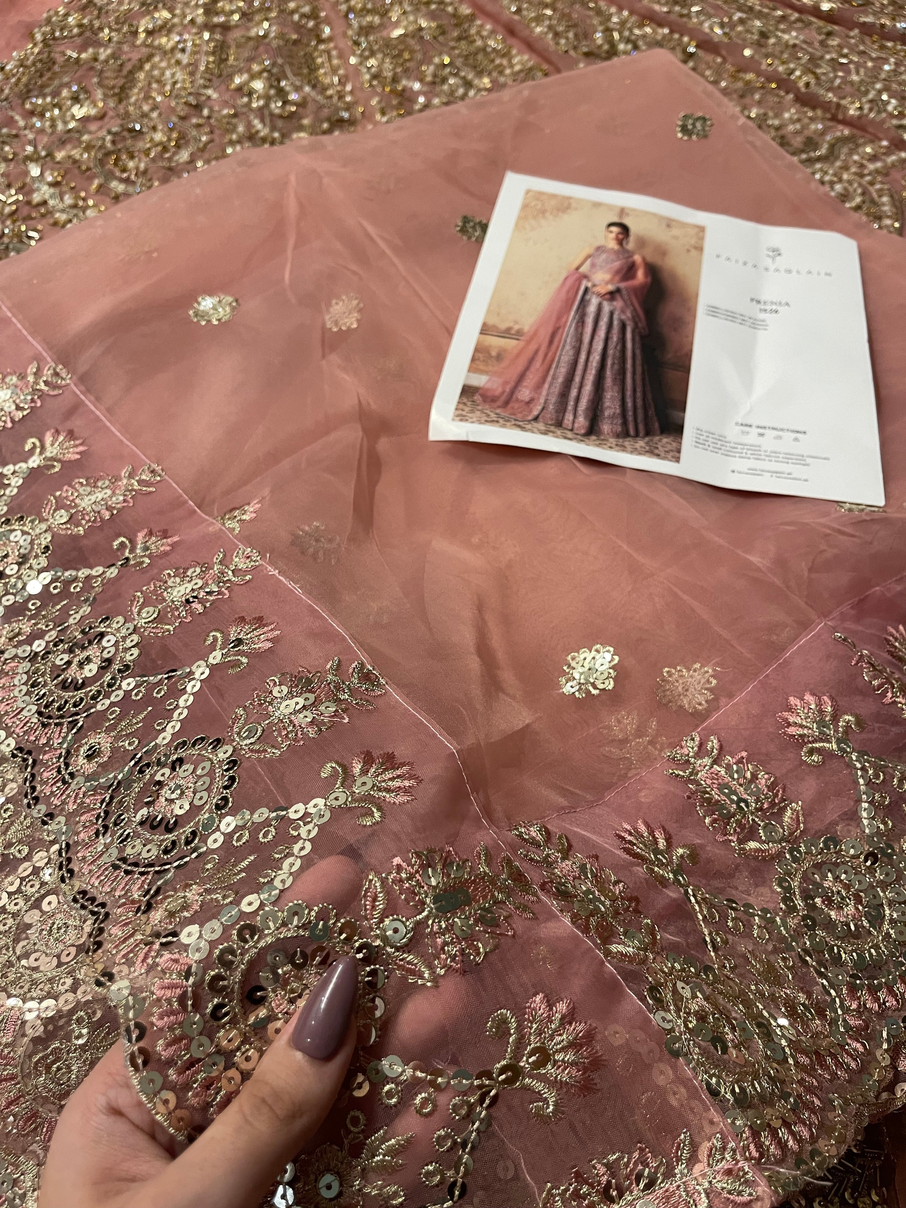 Faiza Saqlain - Prenia Eemie's Studio