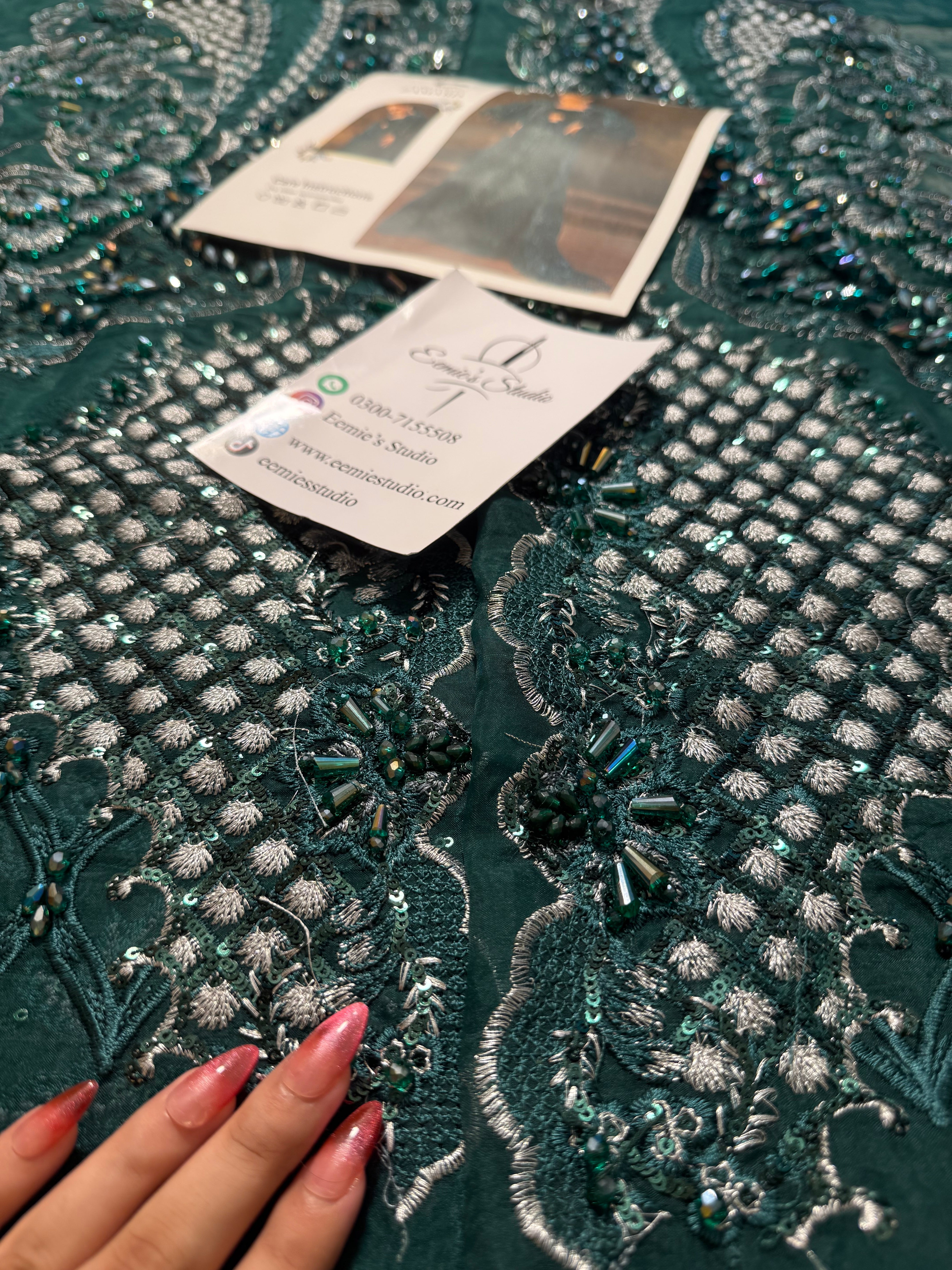Crimson - Zamard Ayla's Atelier
