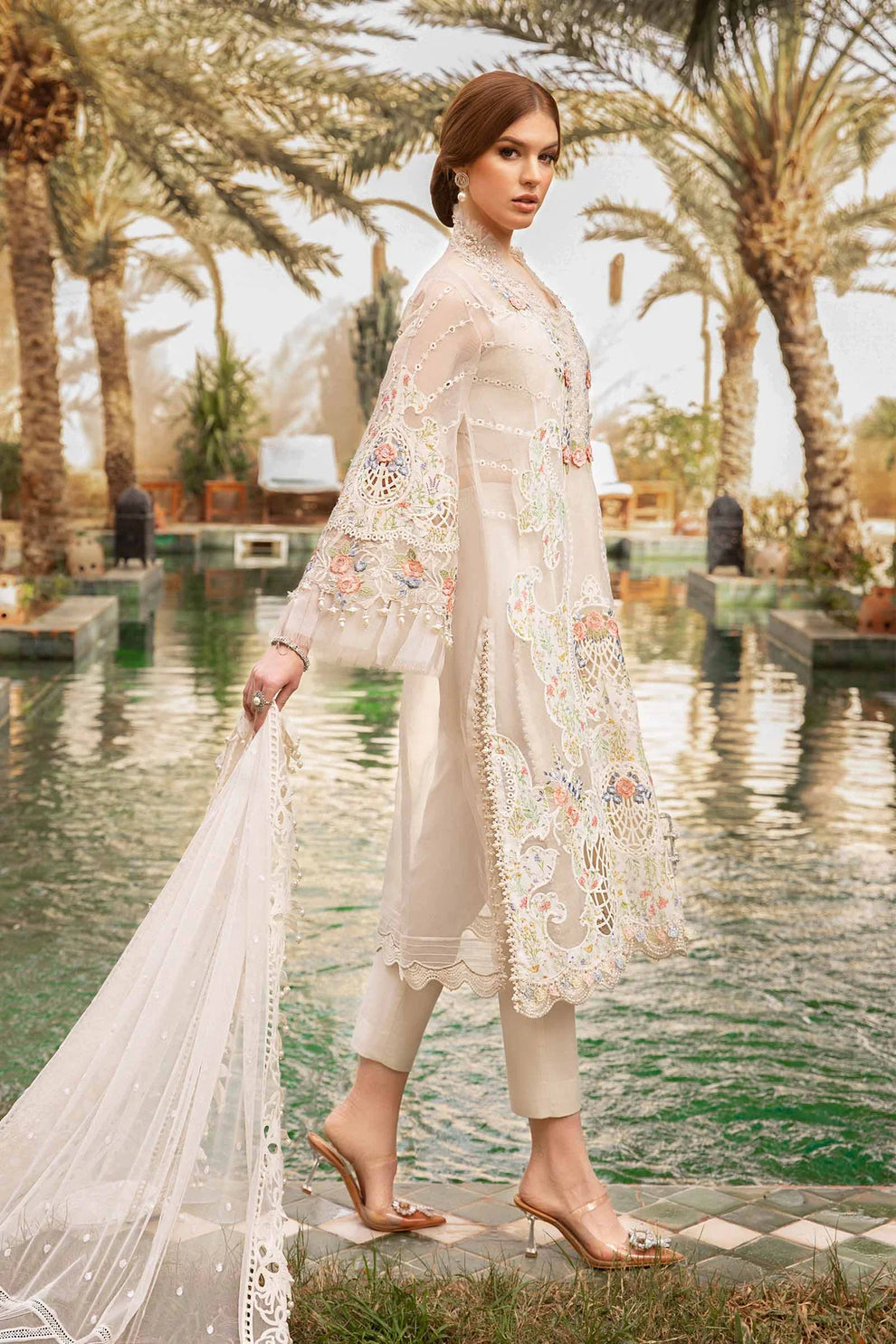 Maria B Unstitched Luxury Lawn D-2405-A