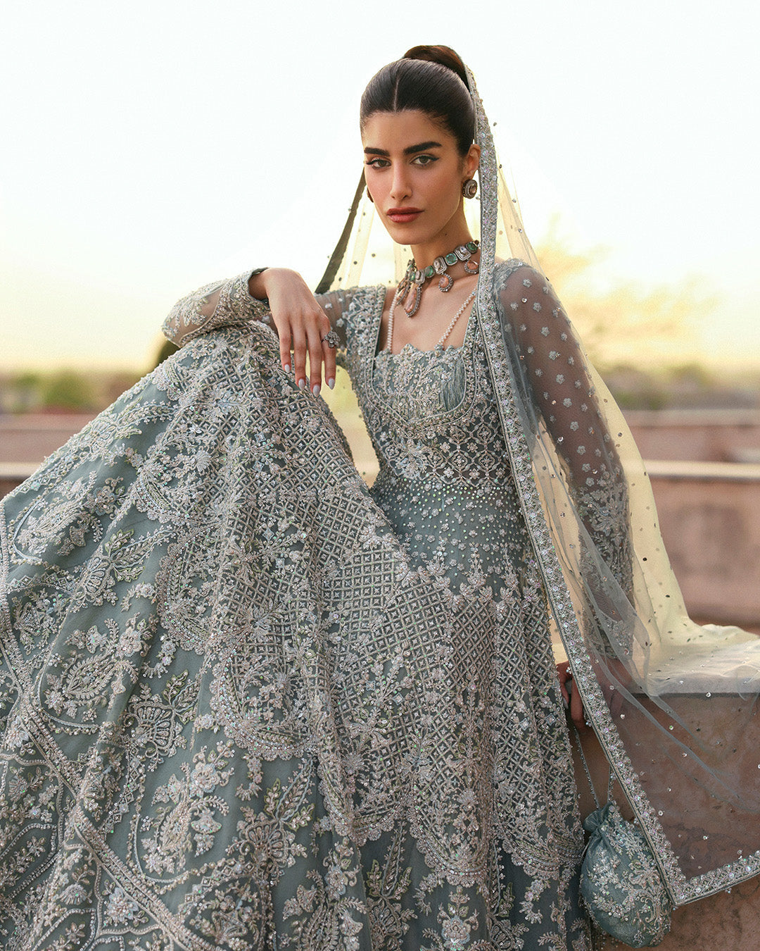 Faiza Saqlain - Dorien Eemie's Studio