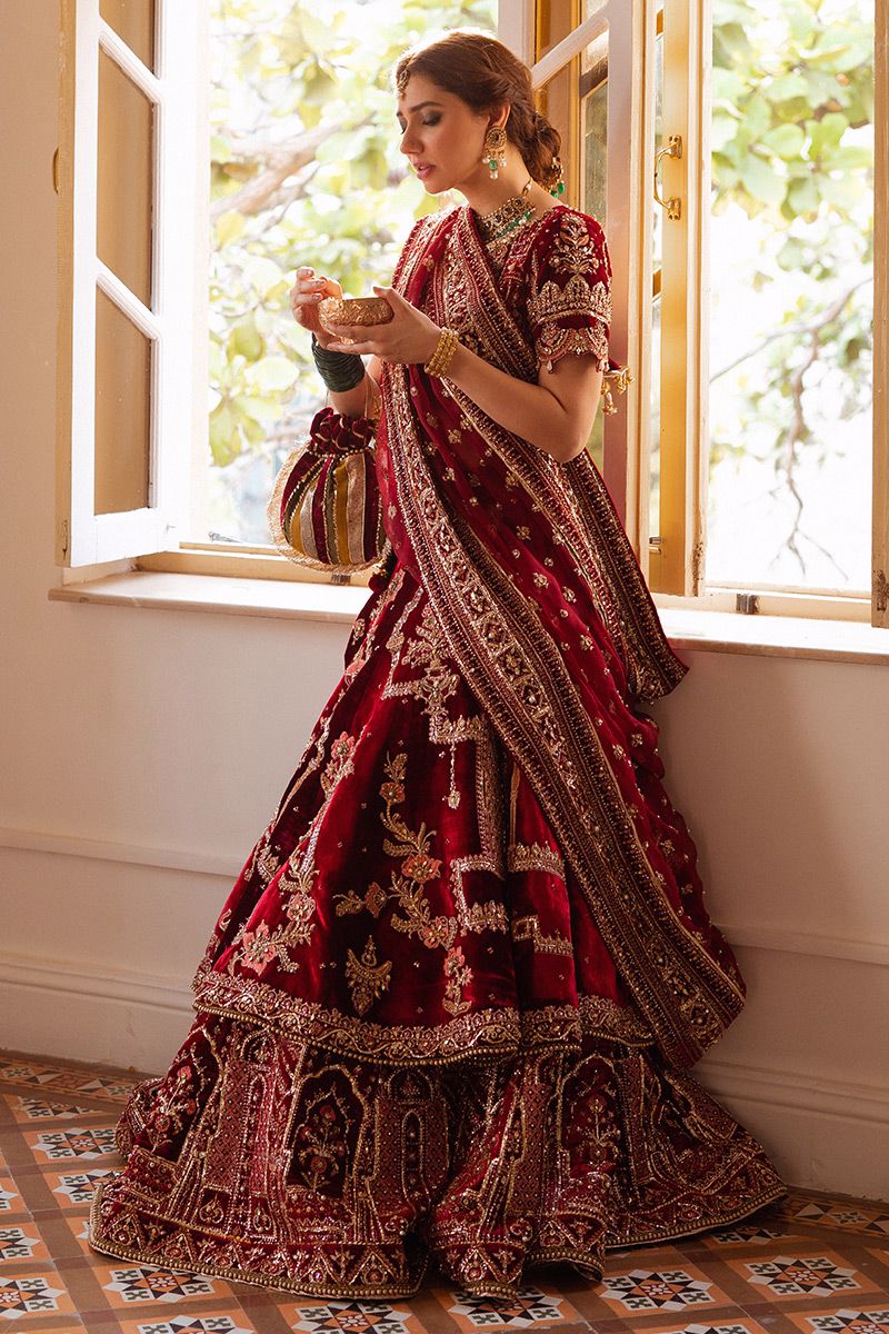 Mohsin Naveed Ranjha (MNR) - Zama’ir Ayla's Atelier