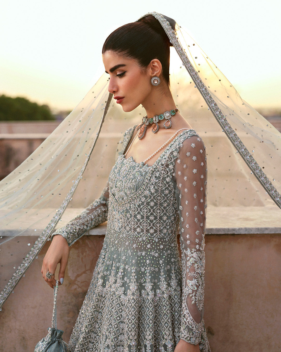 Faiza Saqlain - Dorien Eemie's Studio