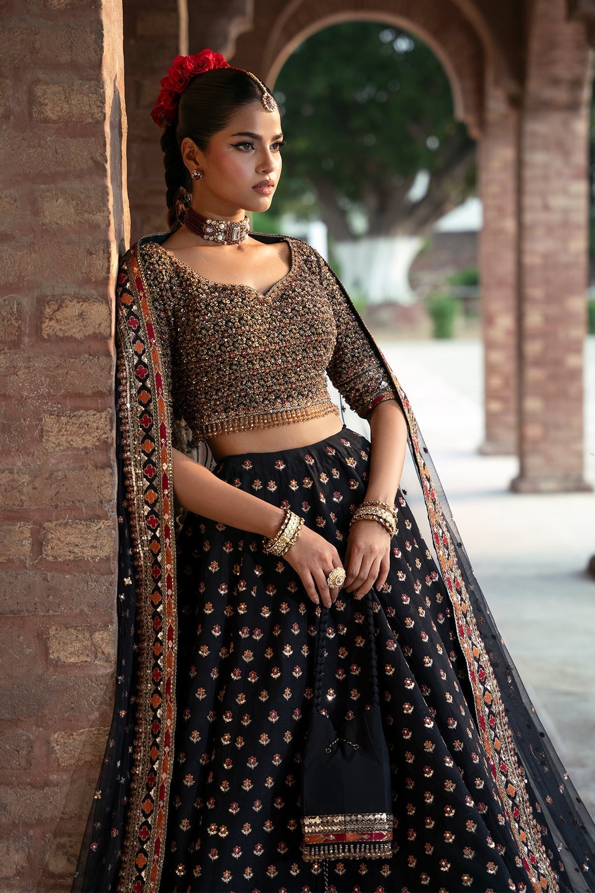 Mina Kashif - Fizza Ayla's Atelier
