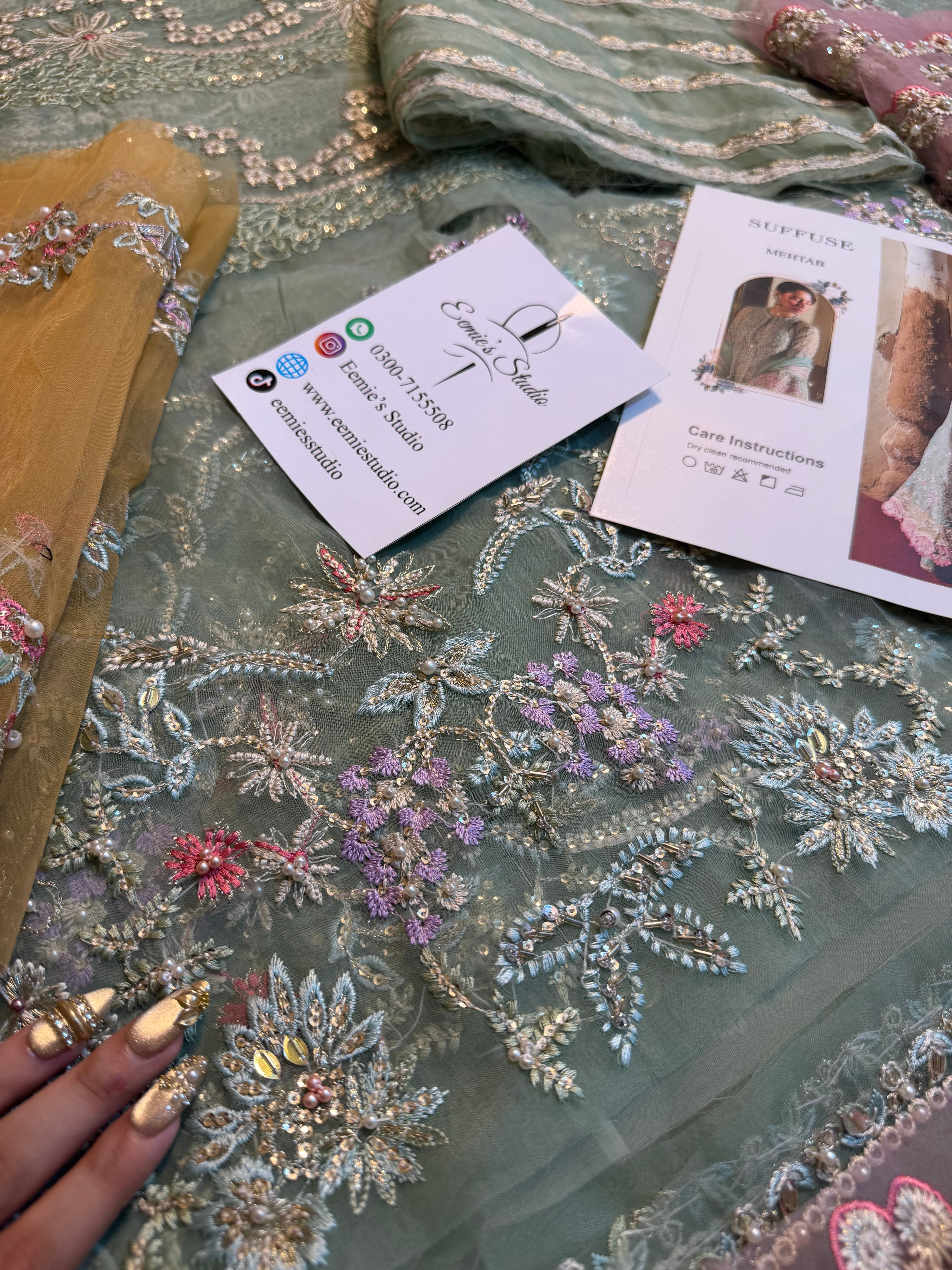 Suffuse - Mehtab Ayla's Atelier