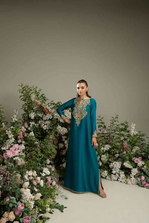 Sara Naqvi - DARIA. Designerstudioofficial