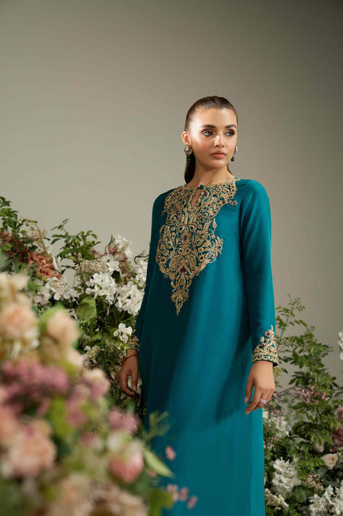 Sara Naqvi - DARIA. Designerstudioofficial