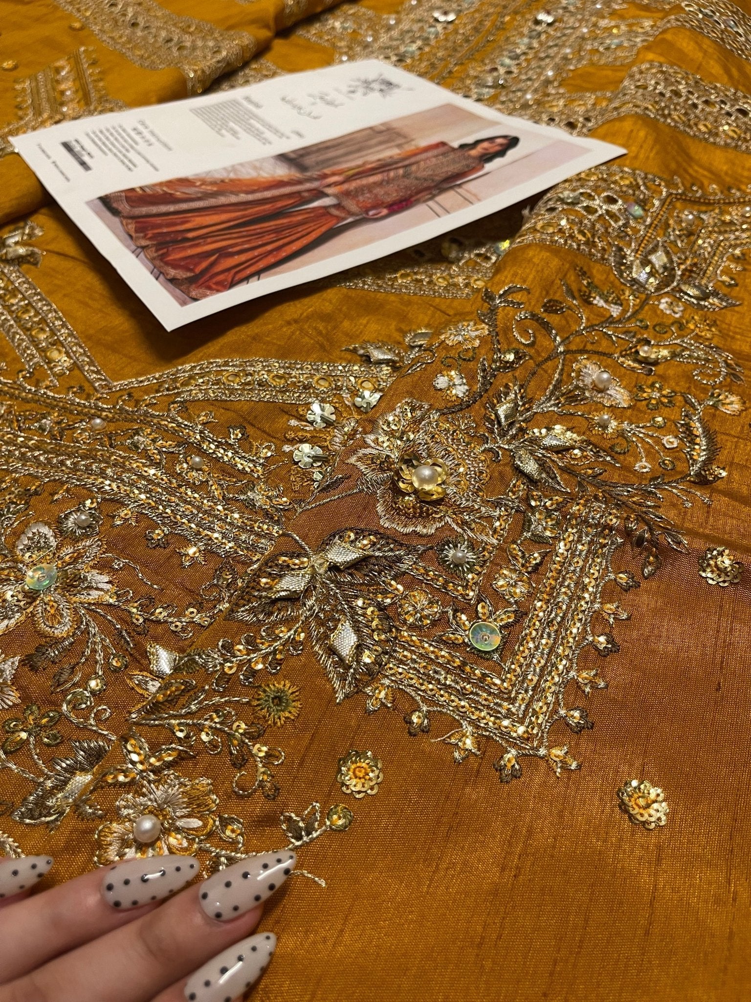 Mohsin Naveed Ranjha (MNR) - Ranjish Ayla's Atelier
