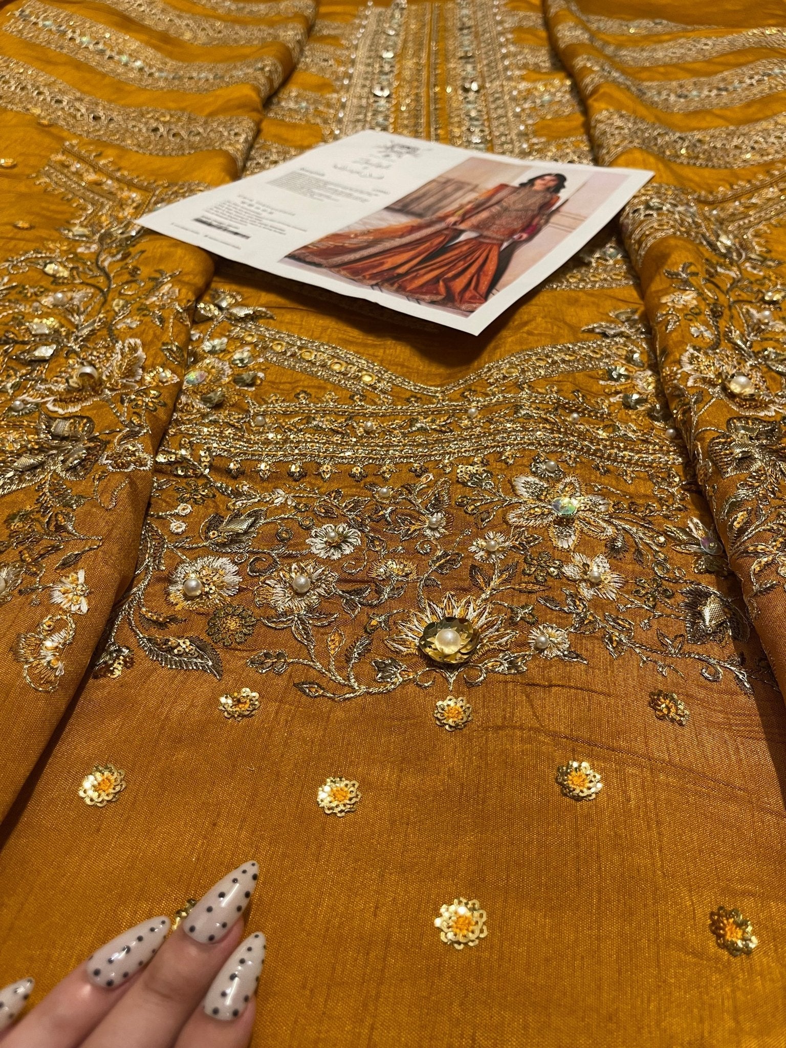 Mohsin Naveed Ranjha (MNR) - Ranjish Ayla's Atelier