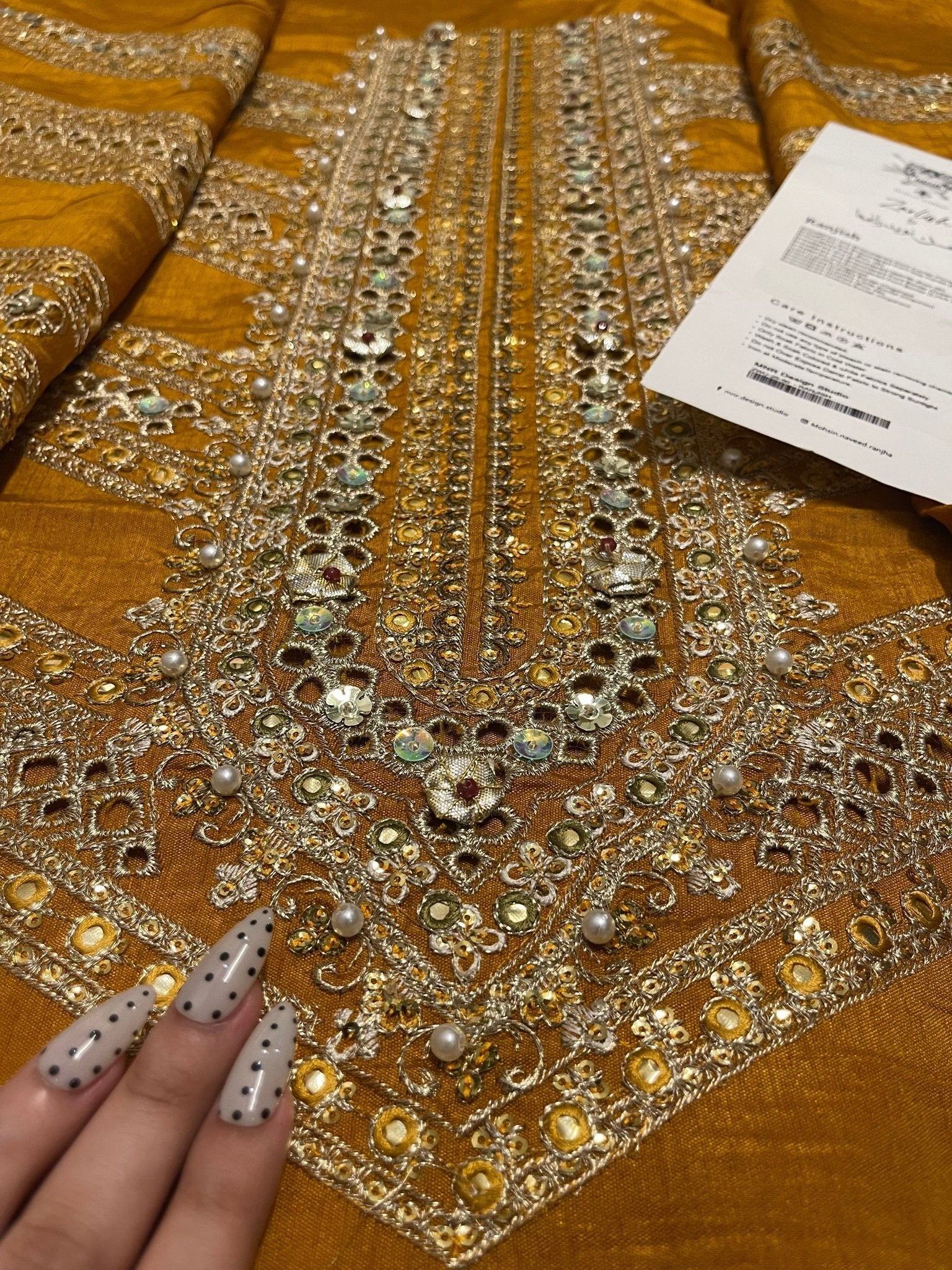 Mohsin Naveed Ranjha (MNR) - Ranjish Ayla's Atelier