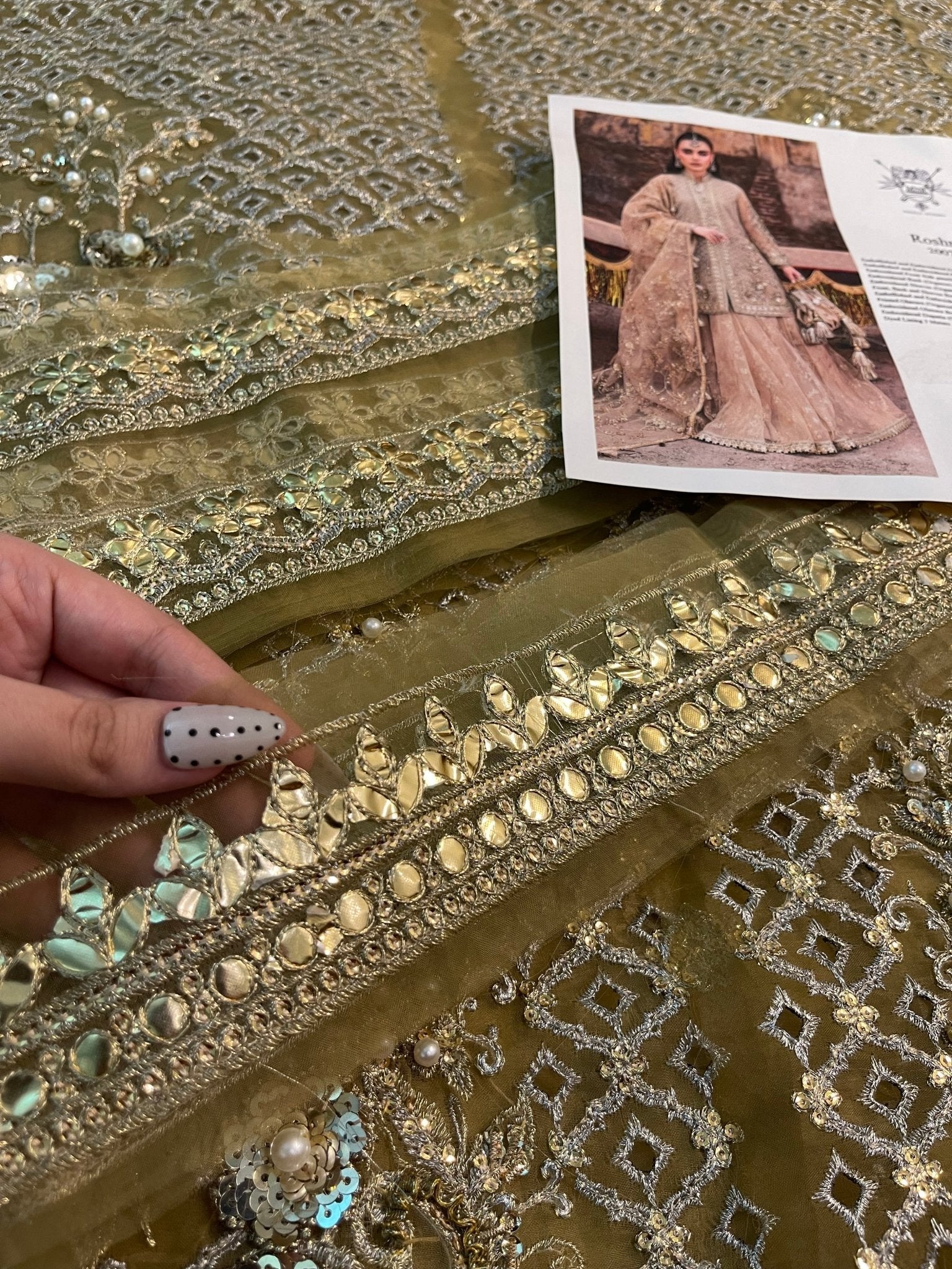 Mohsin Naveed Ranjha (MNR) - Roshni Ayla's Atelier