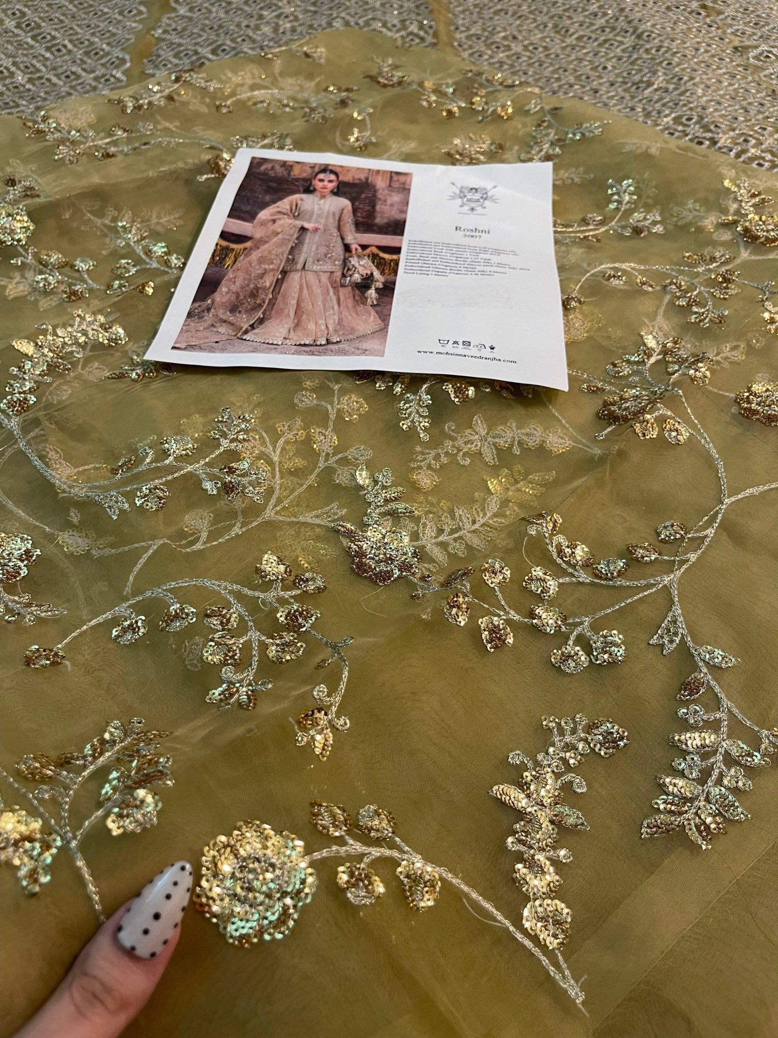 Mohsin Naveed Ranjha (MNR) - Roshni Ayla's Atelier