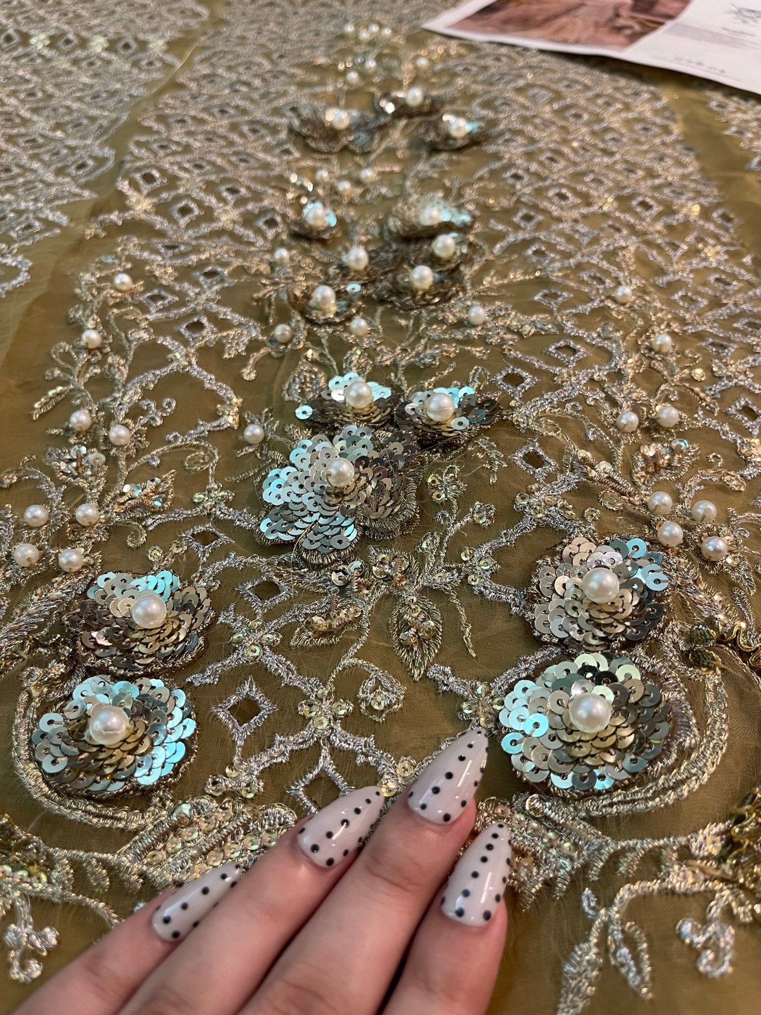Mohsin Naveed Ranjha (MNR) - Roshni Ayla's Atelier