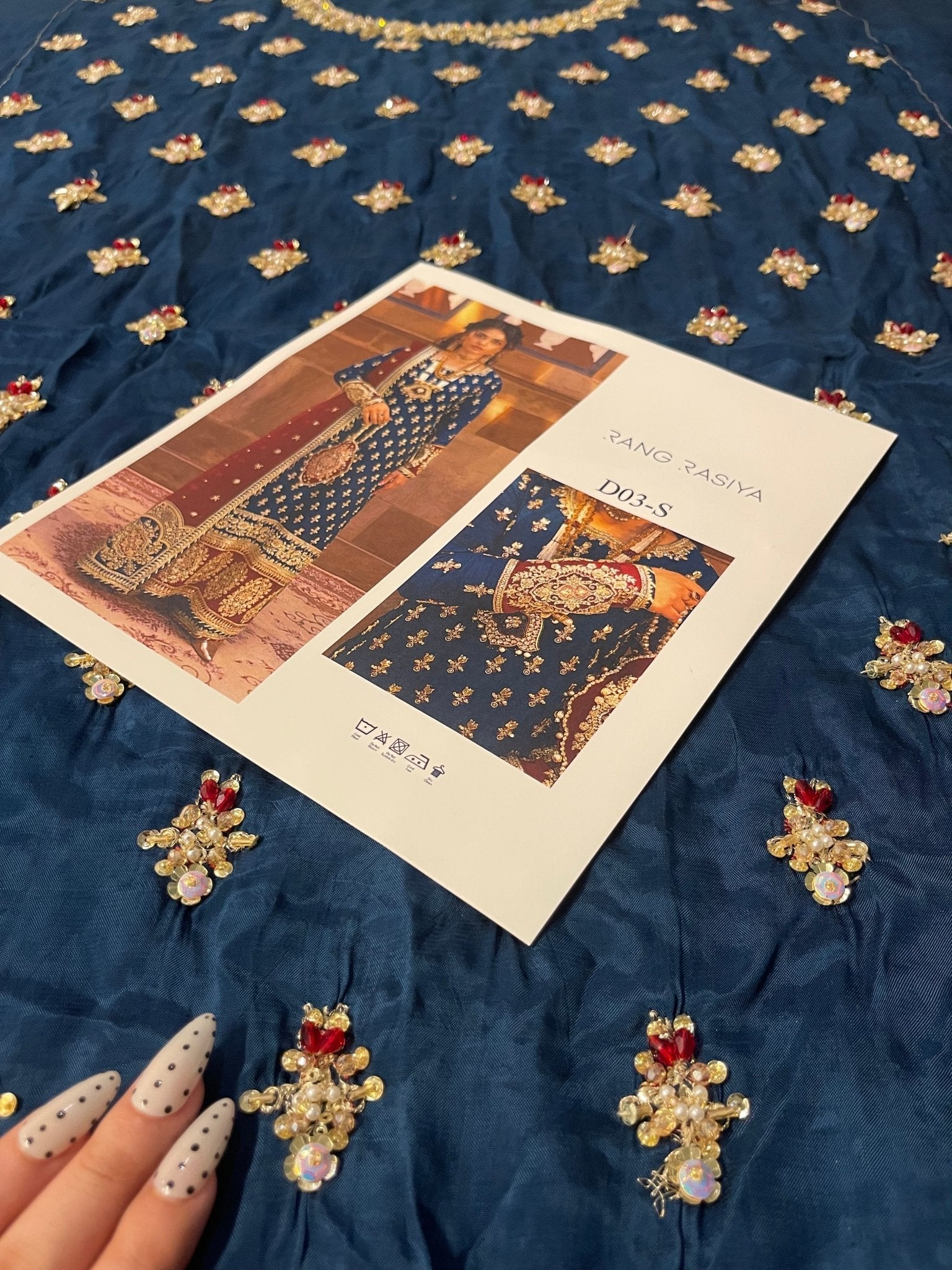 Rang Rasiya - Mahnaz Ayla's Atelier