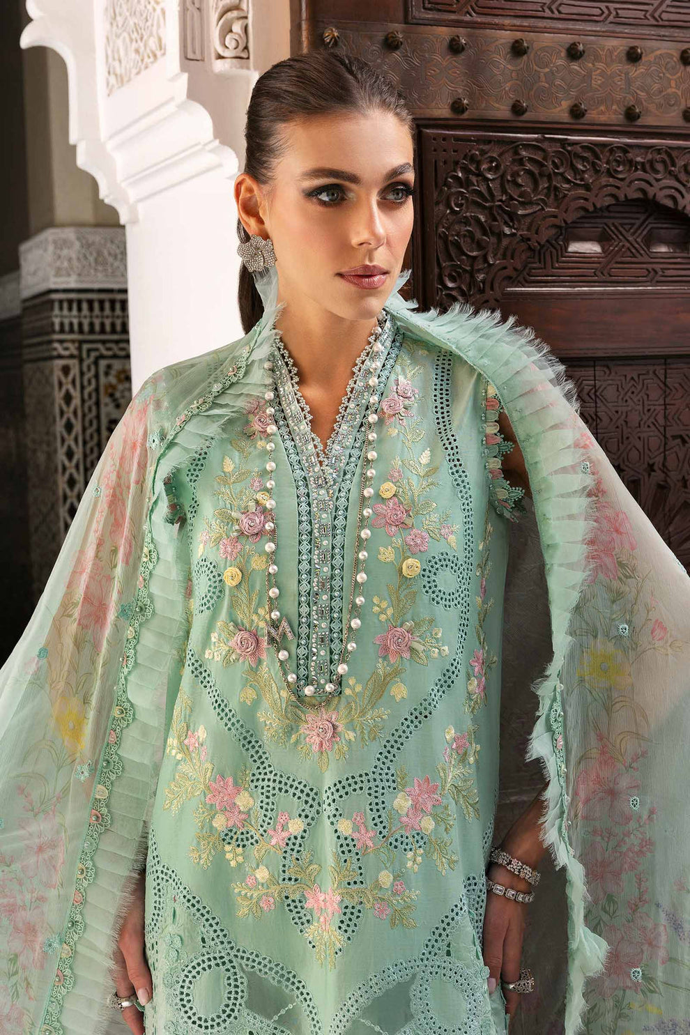 Maria.B Luxury Lawn D-2514-A Ayla's Atelier