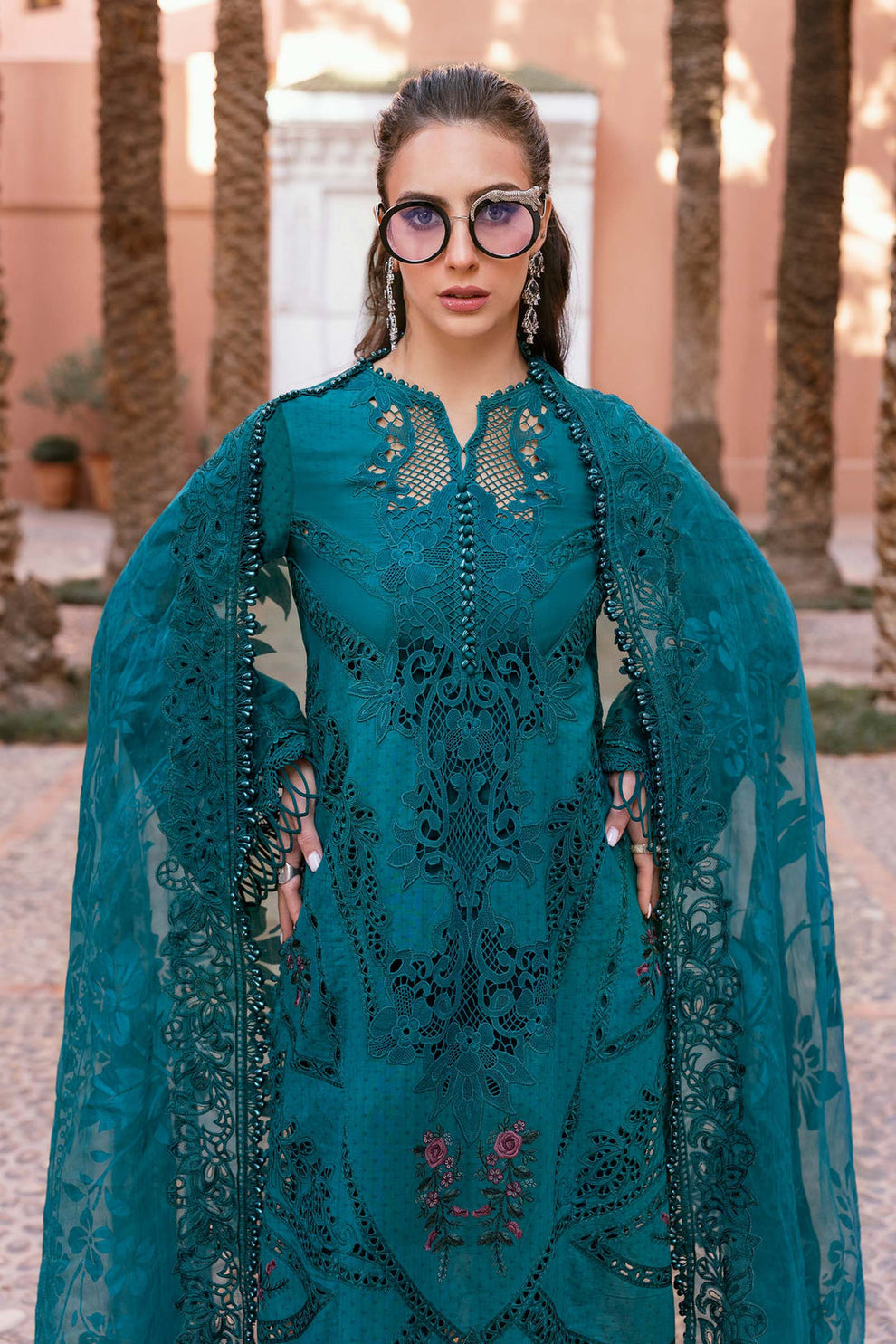 Maria.B Luxury Lawn D-2513-B Ayla's Atelier