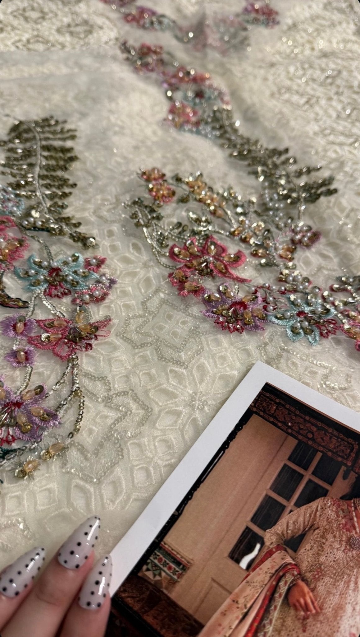 Saira Shakira - Gilded Ayla's Atelier